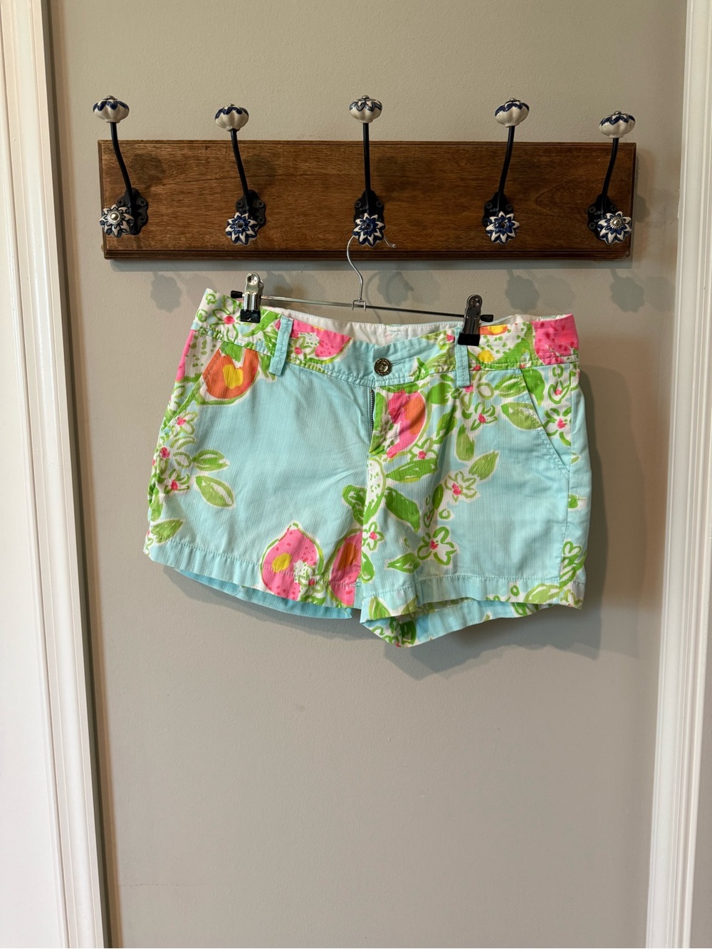 Lilly Pulitzer Callahan shorts size 8